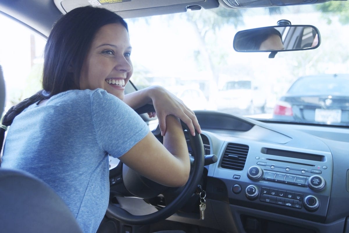 How to beat a traffic ticket in traffic court as a lady drives
