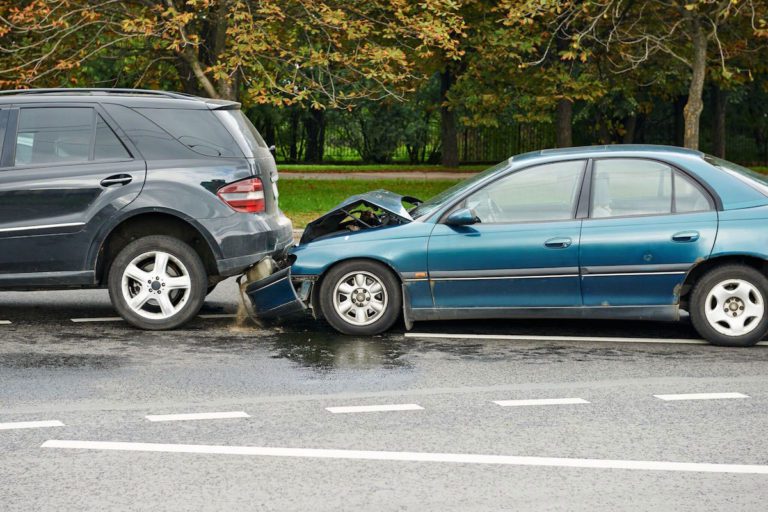 How to Recover Compensation for Damages Incurred in a Car Accident